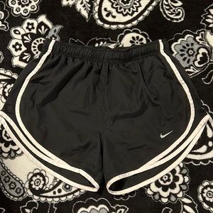 Black Nike shorts